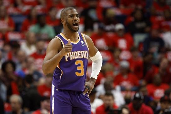 每当他的名 每当他的名